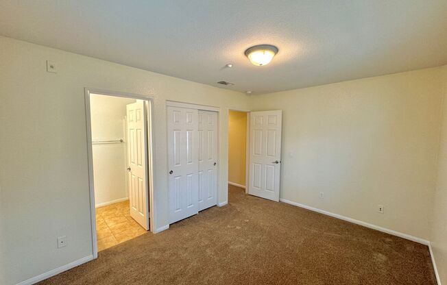 3 beds, 3.5 baths, $3,395, Unit UNIT 96