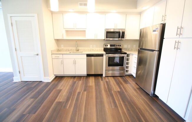 2 beds, 2 baths, 842 sqft, $1,895, Unit APT 313