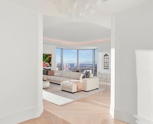 3 beds, 3.5 baths, 3,696 sqft, $60,000, Unit 5801