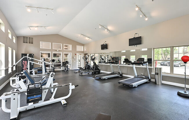 apartments with fitness center