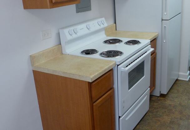 1 bed, 1 bath, 650 sqft, $1,595, Unit 3B