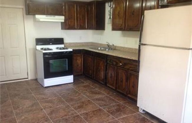 Comfortable 3-Bedroom Home in Houma - Only $985/Month
