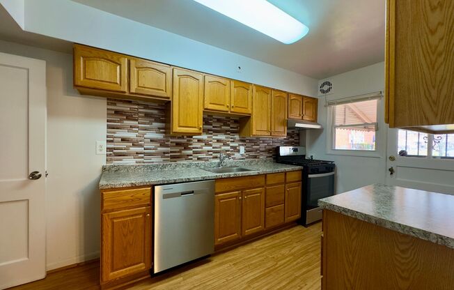 Charming 3 Bedroom/2 Bathroom Townhome in West Edmondale, MD!