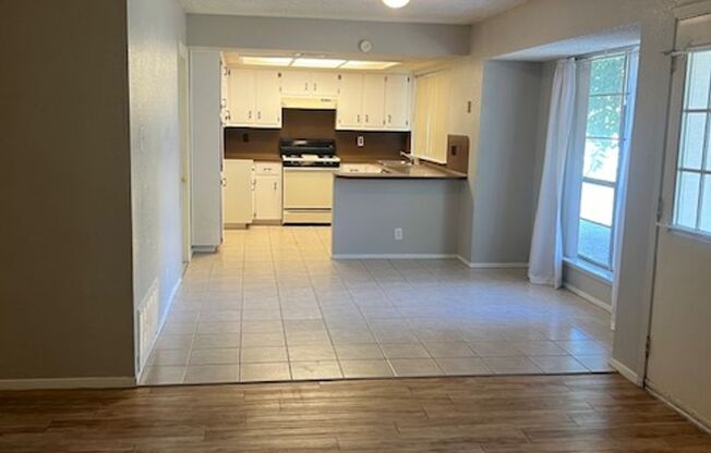 3 beds, 2 baths, $1,555