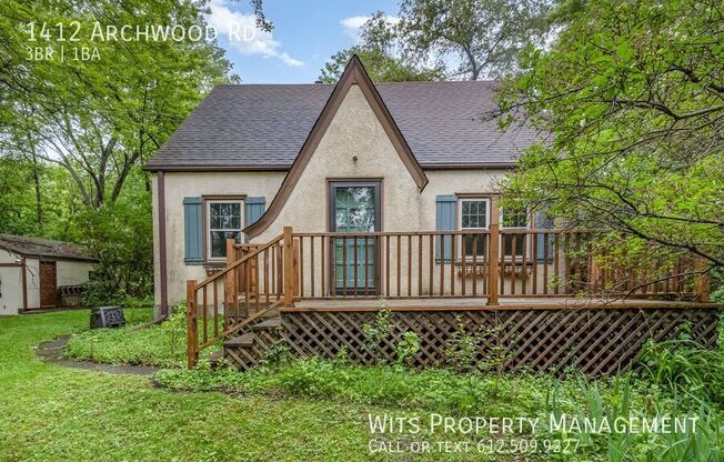 1412 ARCHWOOD RD
