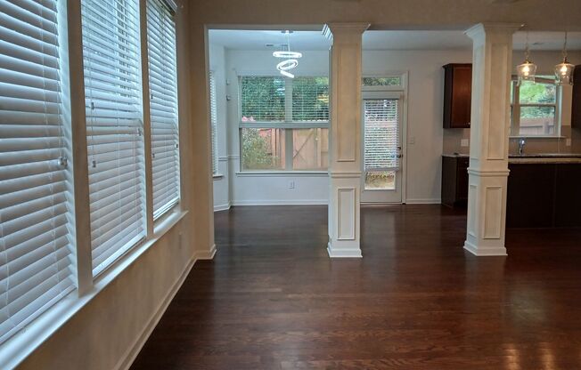 3 beds, 2.5 baths, $2,195