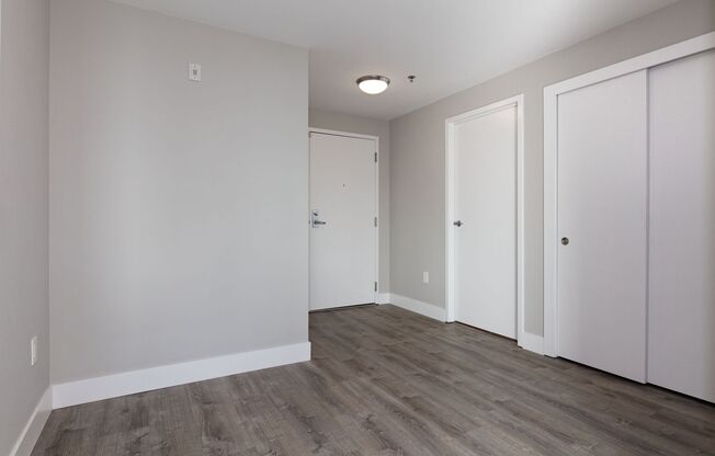 2 beds, 2 baths, 920 sqft, $3,040, Unit 203