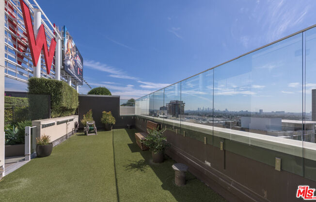 2 beds, 3 baths, 1,830 sqft, $6,500, Unit 12B