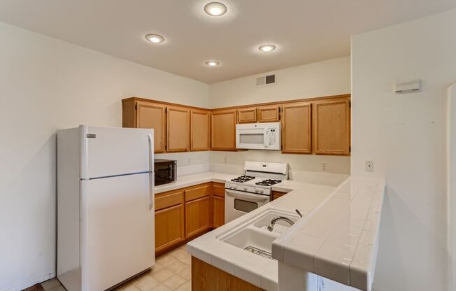 1 bed, 1 bath, $1,250, Unit # 1122