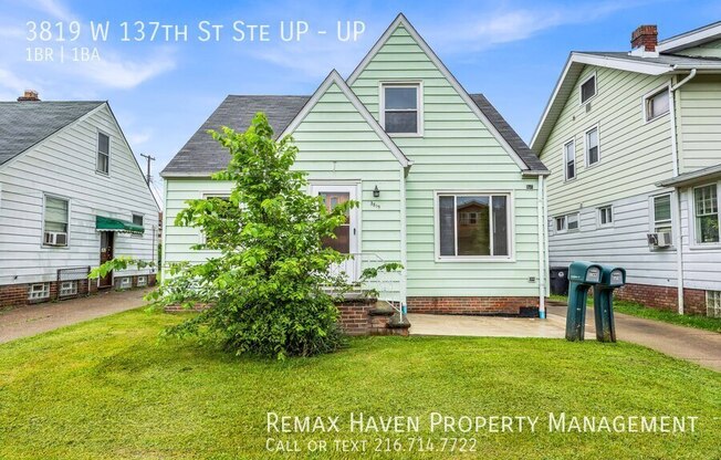 3819 W 137 ST