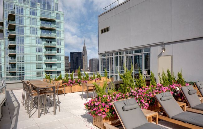1 bed, 1 bath, 705 sqft, $6,305, Unit 22D