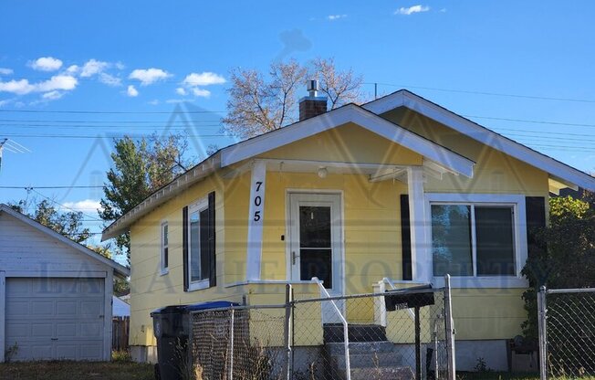 705 E 6 ST