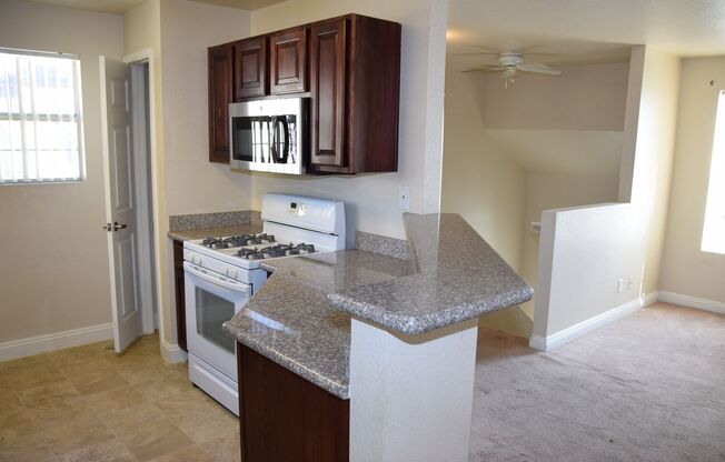 2 beds, 2 baths, $1,375, Unit # 273