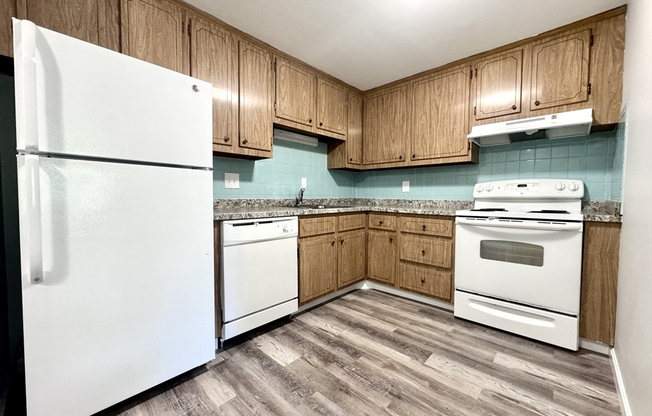 1 bed, 1 bath, 655 sqft, $2,100, Unit 9