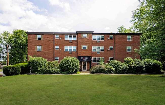 Welcome to Enclave West Hartford & Parc West