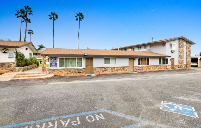 1 bed, 1 bath, 464 sqft, $1,495, Unit 34
