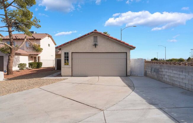 Beautiful Single story home in Summerlin!