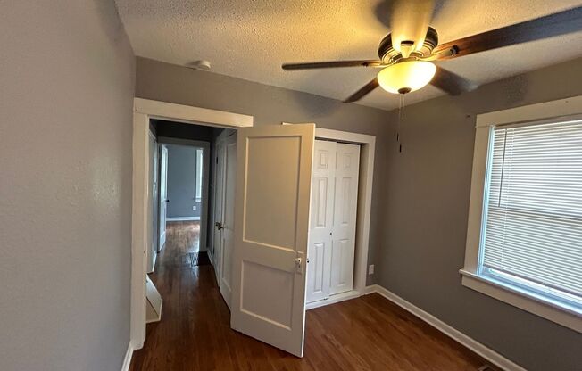 3 beds, 1 bath, $1,495