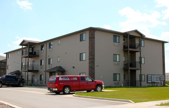 2 beds, 2 baths, 1,125 sqft, $1,195, Unit 1320-201