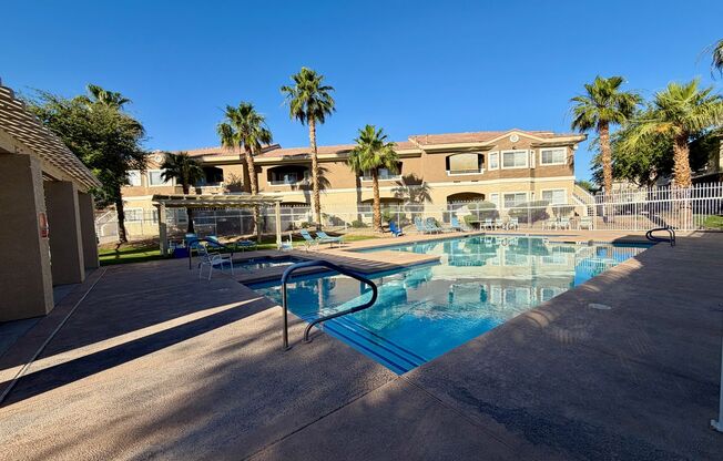 3 beds, 2 baths, $1,800, Unit # 2522