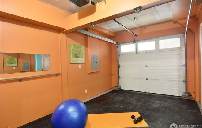 3bd/2.5ba Seattle home