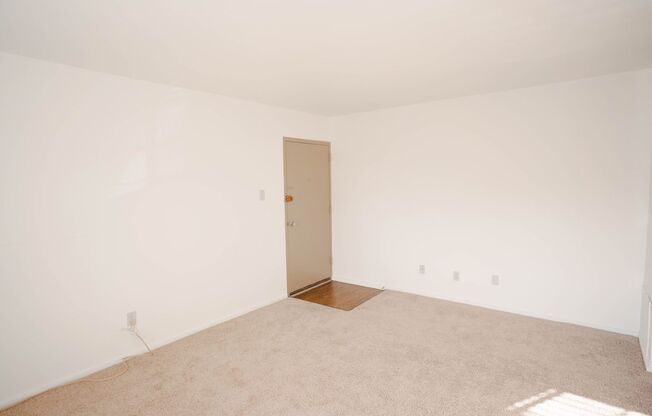 1 bed, 1 bath, 500 sqft, $800, Unit 1723-08