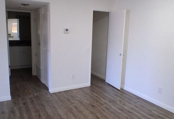 1 bed, 1 bath, 665 sqft, $2,075, Unit 221