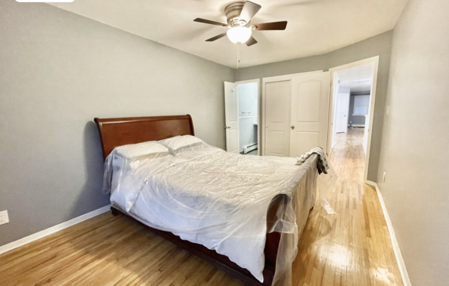 3 beds, 1.5 baths, 1,000 sqft, $3,200, Unit 3