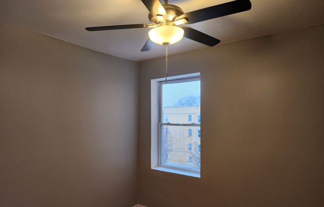 1250 S Karlov - 2 Bed