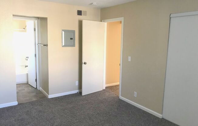 2 beds, 2 baths, 886 sqft, $1,795, Unit Apt. 35