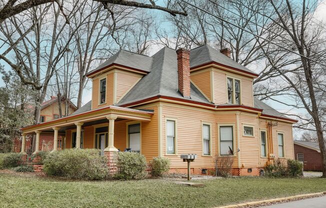 295 Oglethorpe Ave