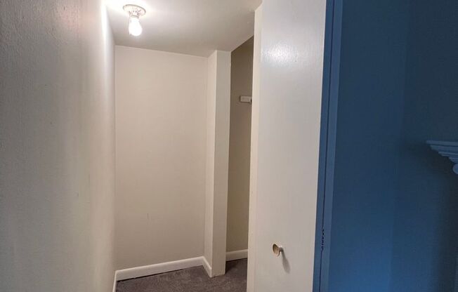 1 bed, 1 bath, 450 sqft, $1,295, Unit 304