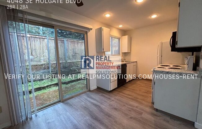 4048 SE HOLGATE BLVD