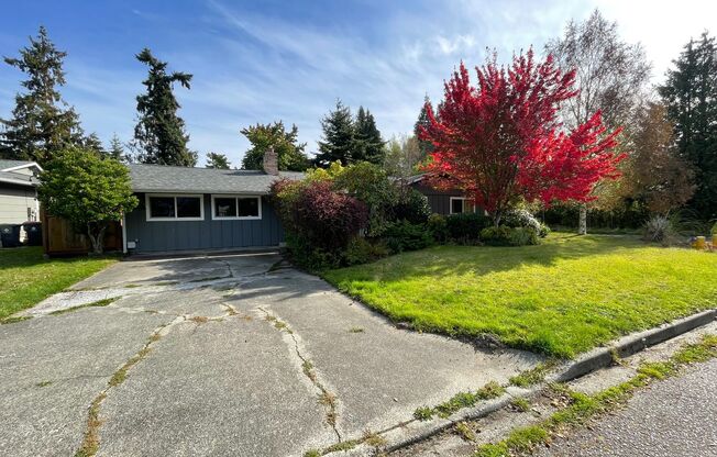 Spacious three bedroom home in a quite Port Townsend neighborhood.