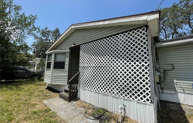 6212 N 44 ST