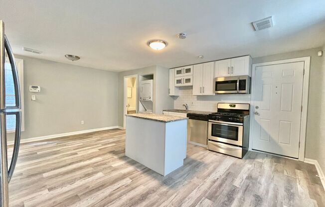 2424 W. Iowa St