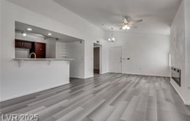 2 bedroom 2 bath Ready to called home!