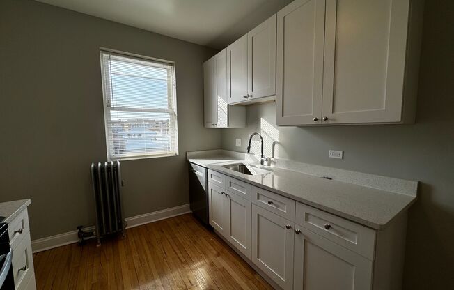 1 bed, 1 bath, $1,650, Unit 4904 #3N