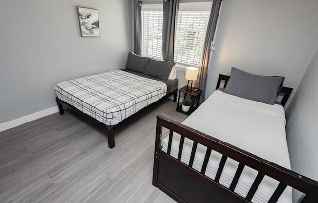 Move-In Ready 3-Bedroom Home in Prime Central Las Vegas