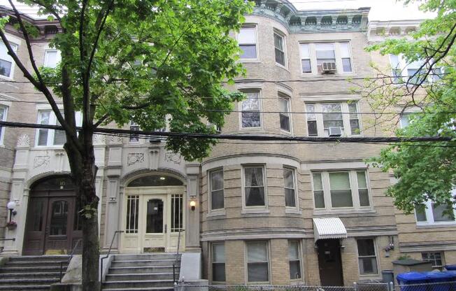 12 FULLER ST