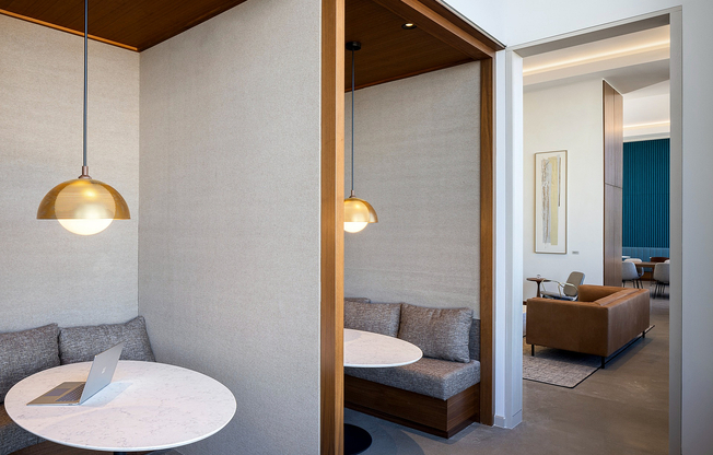 231023_EJ_avira_philly_0302_MEDIUM_RES