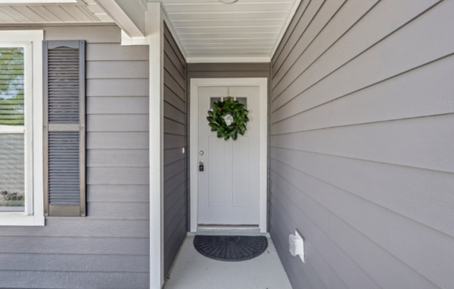 4 beds, 2 baths, 1,456 sqft, $1,899, Unit 5439