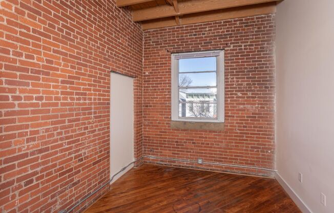 1 bed, 1 bath, 700 sqft, $1,475, Unit 119