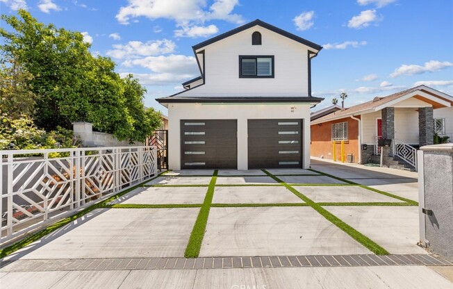 1758 1/2 W 36 ST