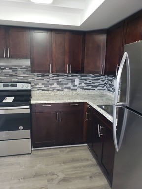 2 beds, 1 bath, 775 sqft, $2,100, Unit 16