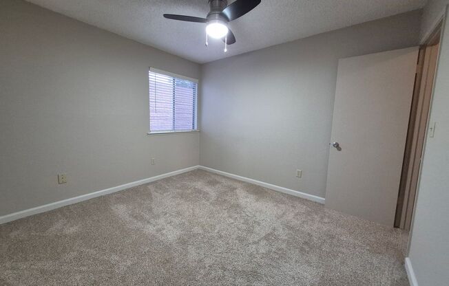 2 beds, 1 bath, $1,900, Unit 9