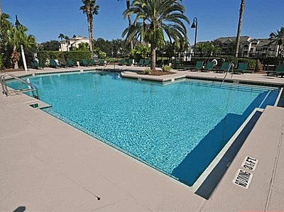 1/1 Condo located in Charles Towne at Park Central, Orlando near Mall at Millenia