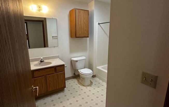 1 bed, 1 bath, 786 sqft, $825, Unit TE218X-236