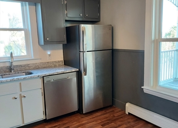 2 beds, 1 bath, 850 sqft, $3,000, Unit 1