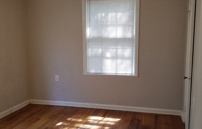 1 bed, 1 bath, $975, Unit 3D